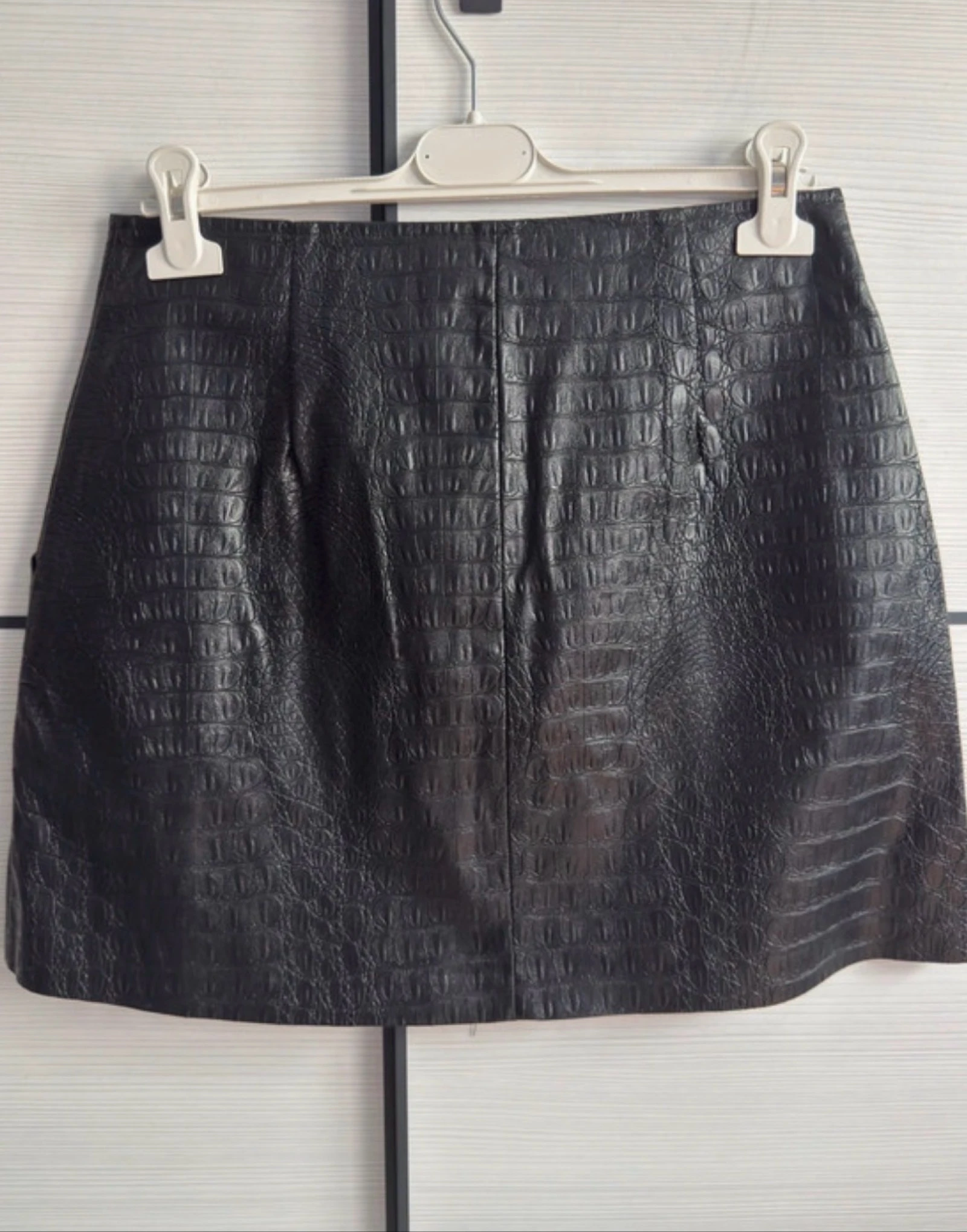 Saia com efeito de crocodilo da Stradivarius (Tamanho 40) – photo 5